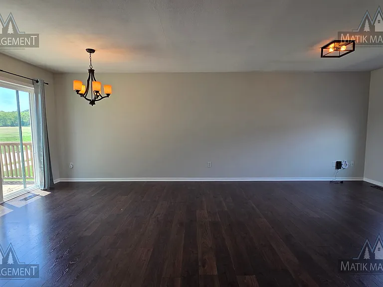 4287 Trumpeter Dr SE — Photo 8