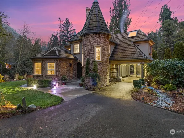 12815 Issaquah Hobart Road SE, Issaquah, WA 98027