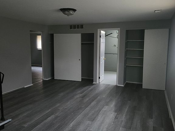 5th image of 7844 Glen Orchard Dr #B