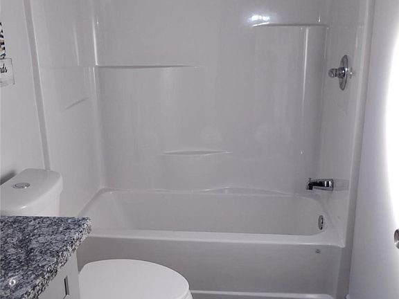 4th image of 1901 N Grape Ave