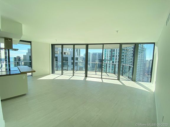 3rd image of 1000 Brickell Ave #3701