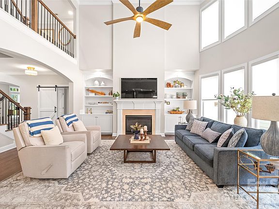 5th image of 25017 Stonekirk Ln