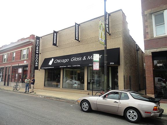 2nd image of 3956 N Elston Ave