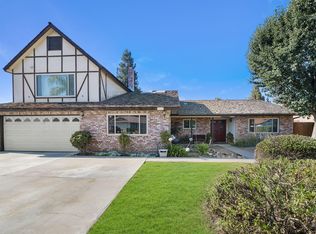 1542 Kaweah Dr, Tulare, CA 93274