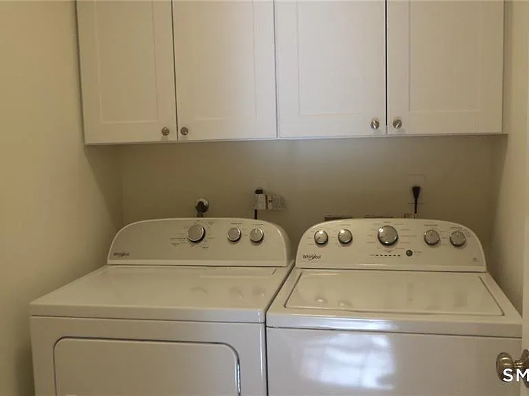 33 Maple Ave #B — Photo 18