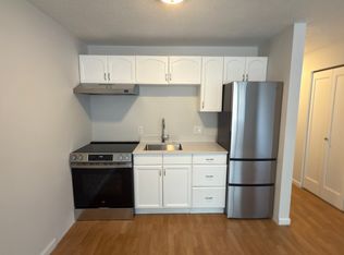162 Summer St #17, Somerville, MA 02143