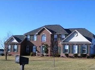 104 Grasmere Dr, Charles Town, WV 25414