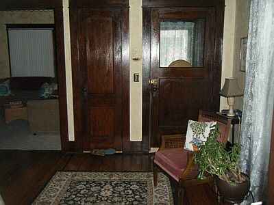 3rd image of 1051 W 27th St