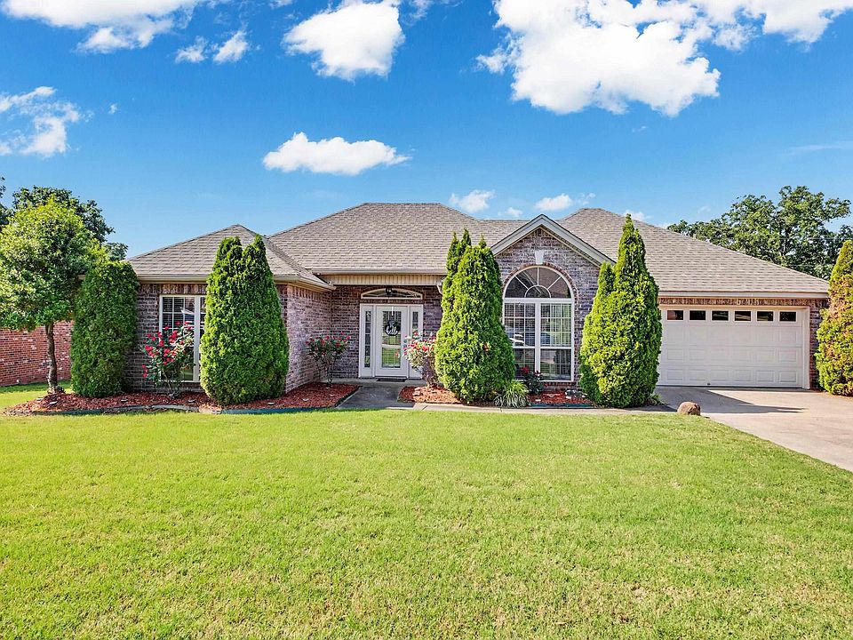 1st image of 1741 Hidden Creek Dr