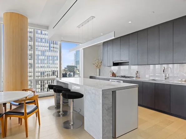 15 Hudson Yards image 6 of 35