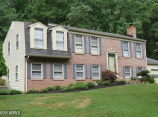 8713 Valley Dr, Waldorf, MD