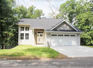 833 Echo Rd, South Charleston, WV 25303