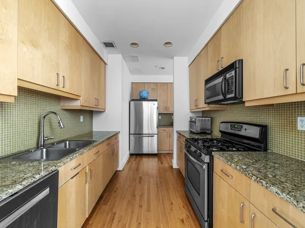 296 East Second Street image 5 of 11