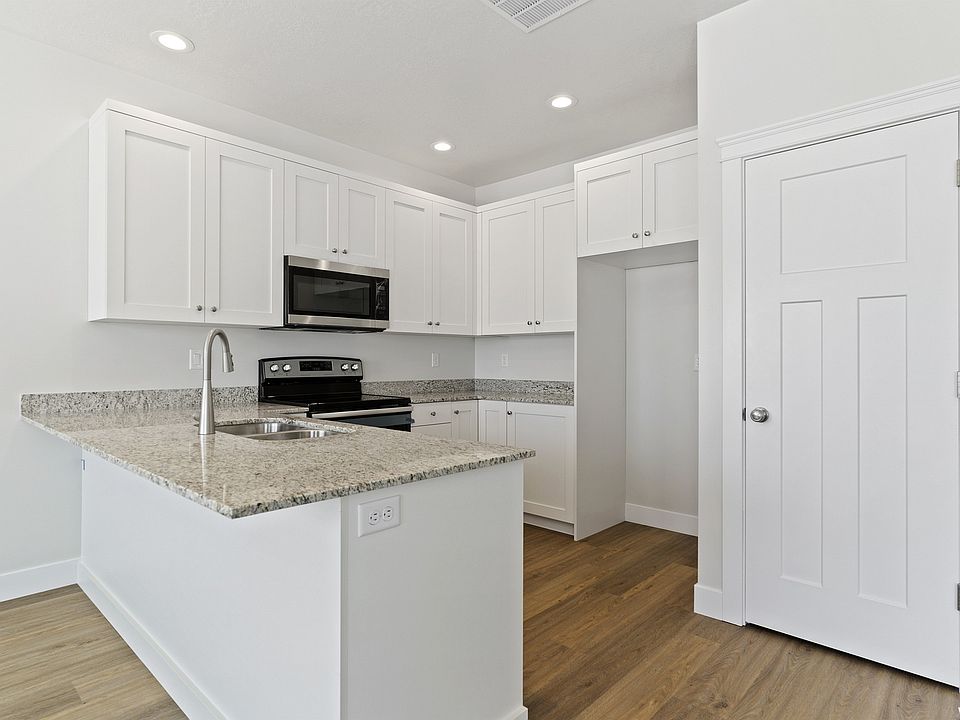 398 N 100 W UT Zillow