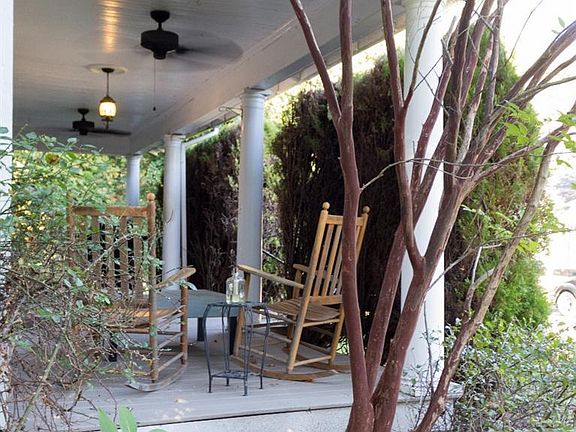 3rd image of 4239 White St