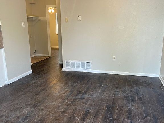 3rd image of 2232 Lowden St APT 3
