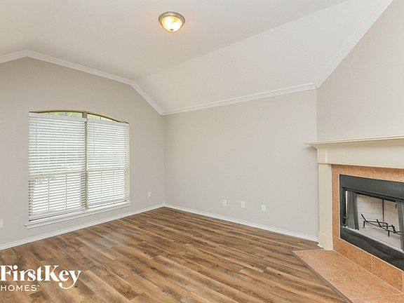 2nd image of 1427 Sax Leigh Dr