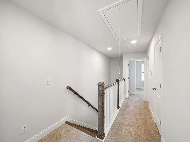 513 Green Fern Dr — Photo 14