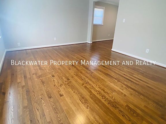 3rd image of 88 W Princeton Cir #A