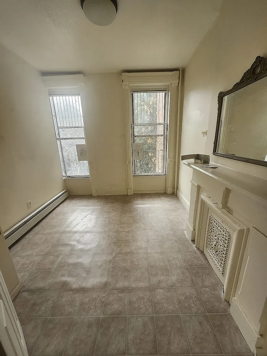 19 Spencer Place — Photo 4