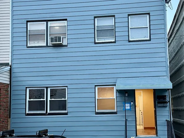 208 Sanford Ave, Kearny, NJ 07032
