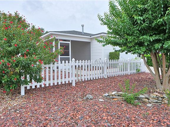 4th image of 3502 Amelia Ave