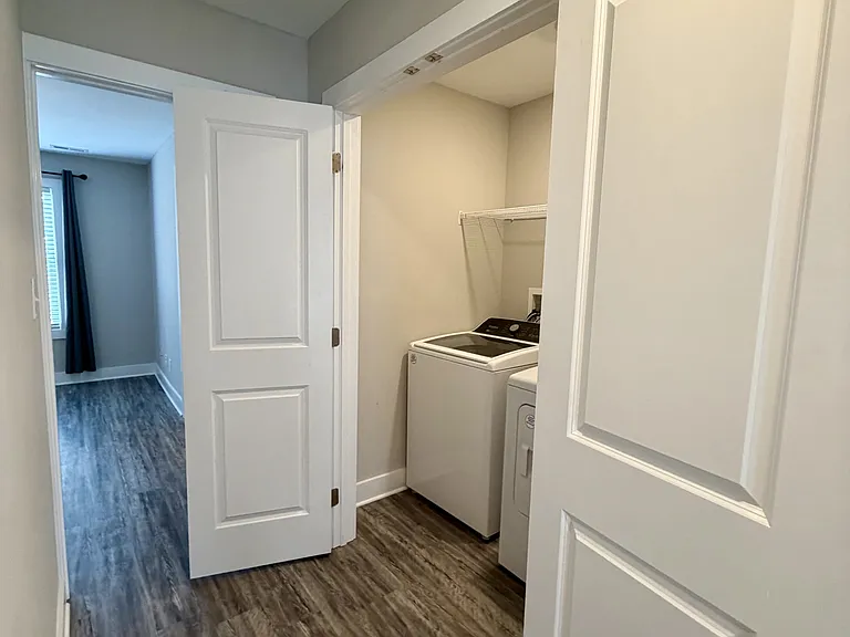 52 Cuddington Ln #1 — Photo 21