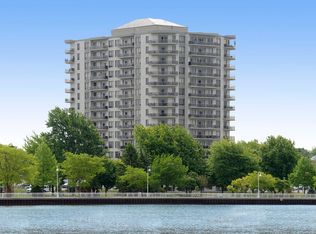 392 Front St N #315826, Sarnia, ON