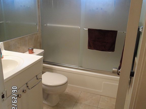 5th image of 560 SE 2nd Ave APT H2