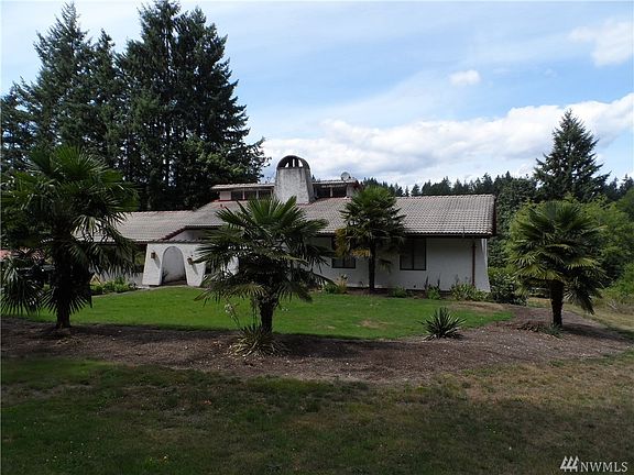 2nd image of 4112 Olson Dr NW