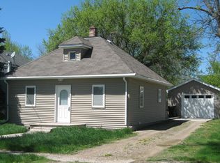 207 3rd St, Argusville, ND 58005