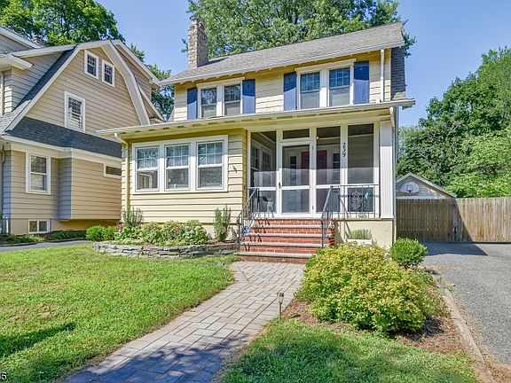 2nd image of 239 Lenox Ave