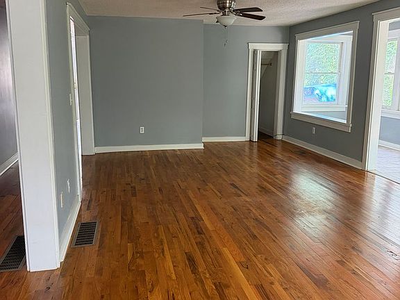 2nd image of 25 Grail St APT 2