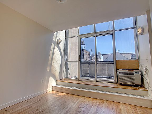 3rd image of 423 Amsterdam Ave APT 5C