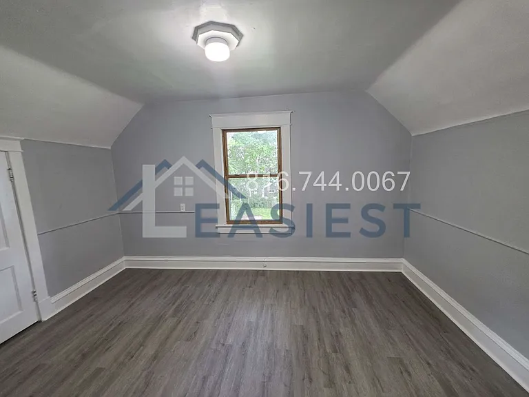 4453 Francis St — Photo 13
