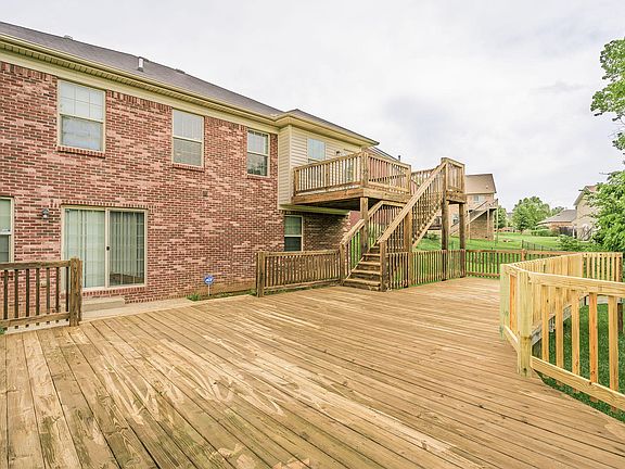 5th image of 127 Berger Farm Dr