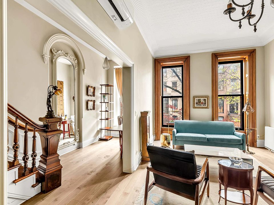 1st image of 107 Greene Ave