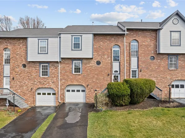 1163 Valleyview Dr, Lawrence, PA 15055