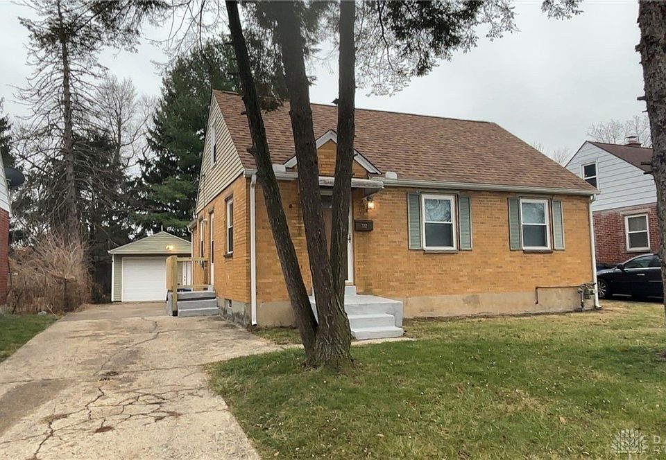 1st image of 332 Ashwood Ave