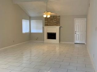 12010 Plumpoint Dr, Houston, TX 77099