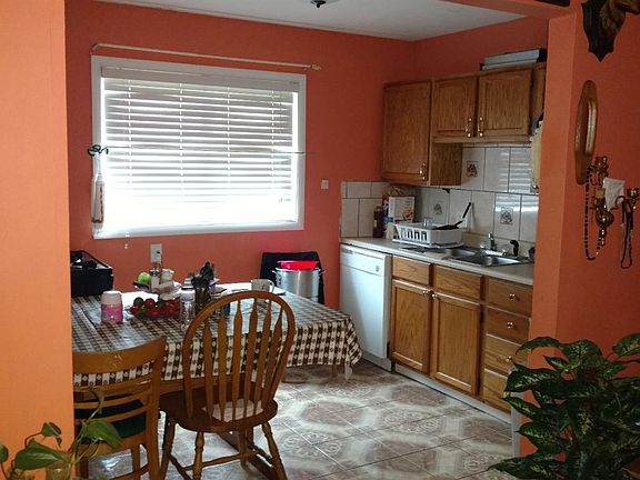 5th image of 1403 W Republic Ave