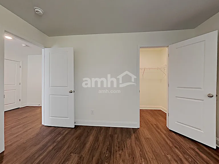 141 Twin River Dr — Photo 13