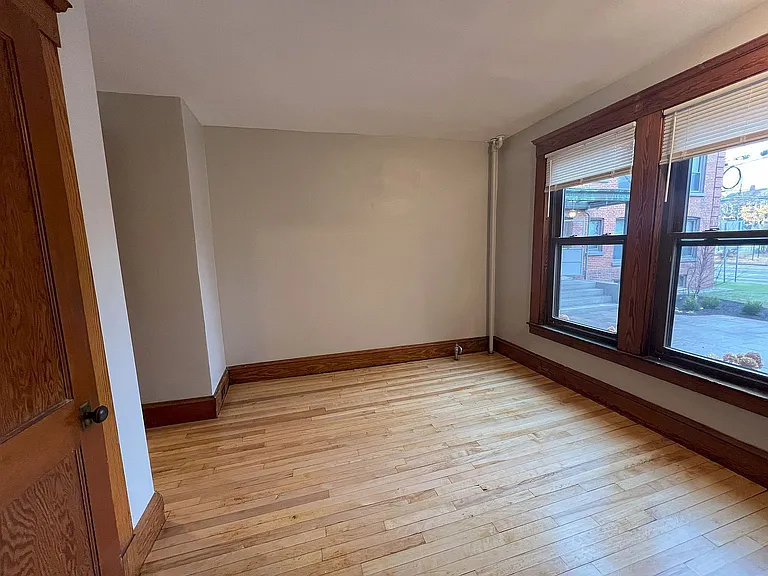 250 N Main St #25 — Photo 4