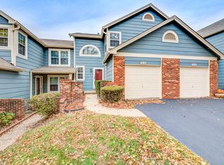 3144 Autumn Trace Dr, Maryland Heights, MO 63043
