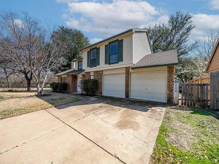 28 Brewster Ct — Photo 51