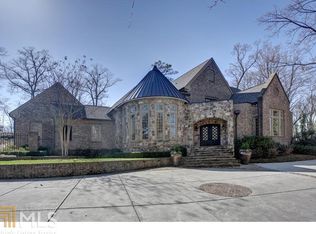 347 Tall Oaks Dr, Sandy Springs, GA 30342