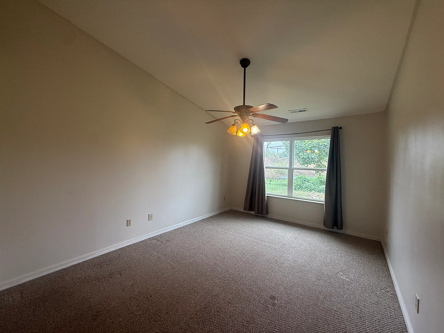 3 bed, 1508 sqft, $1,700 — Photo 4