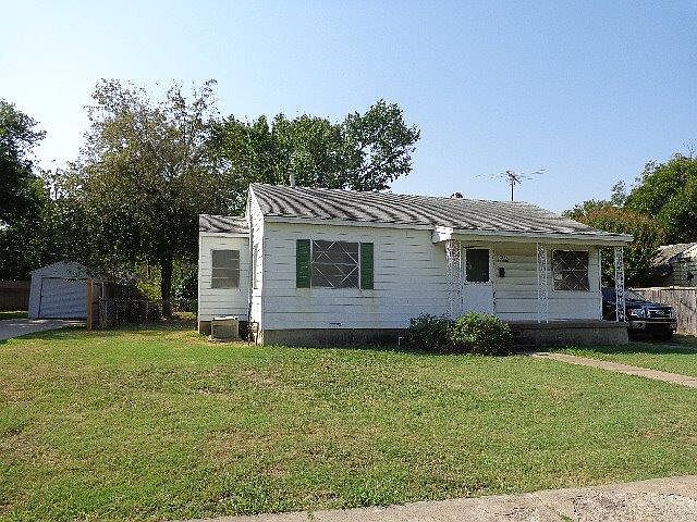 1st image of 3644 La Joya Dr