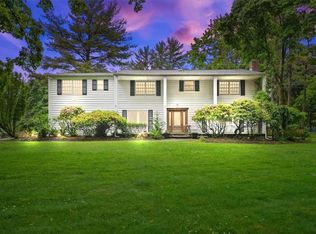 2 Moreland Rd, New City, NY 10956