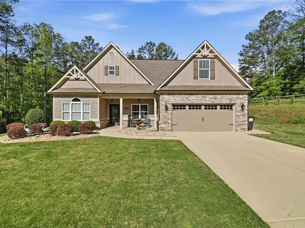 72 Meadowfinch Dr, Dallas, GA 30132